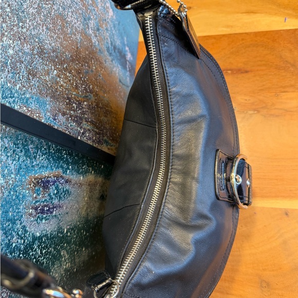 Coach Soho 2012 Legacy Flap Black Leather Shoulder Bag - Picture 8 of 15